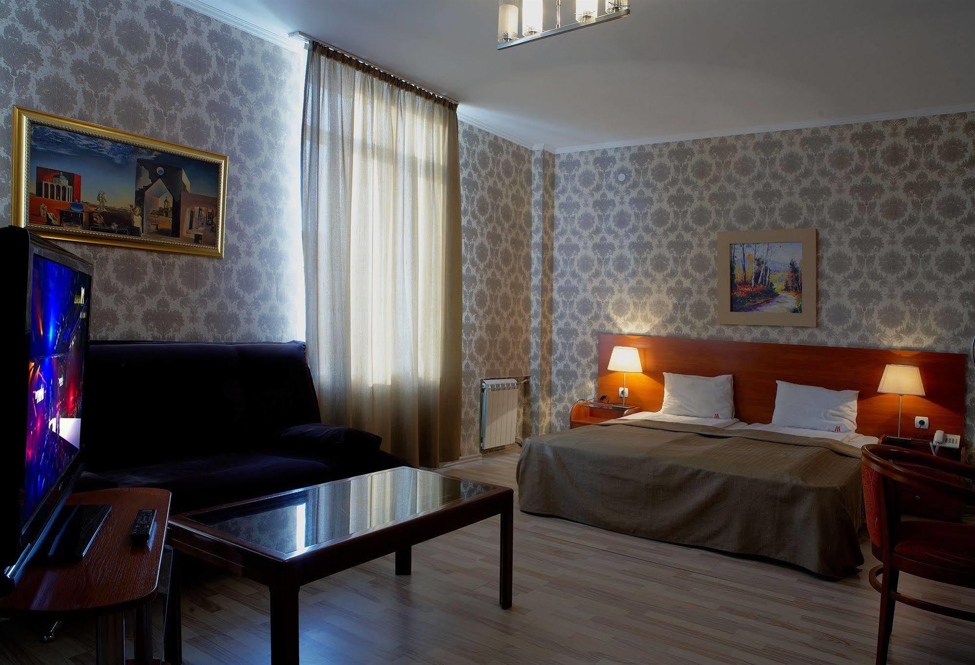 Maxim Boutique Hotel Sofia Exterior foto