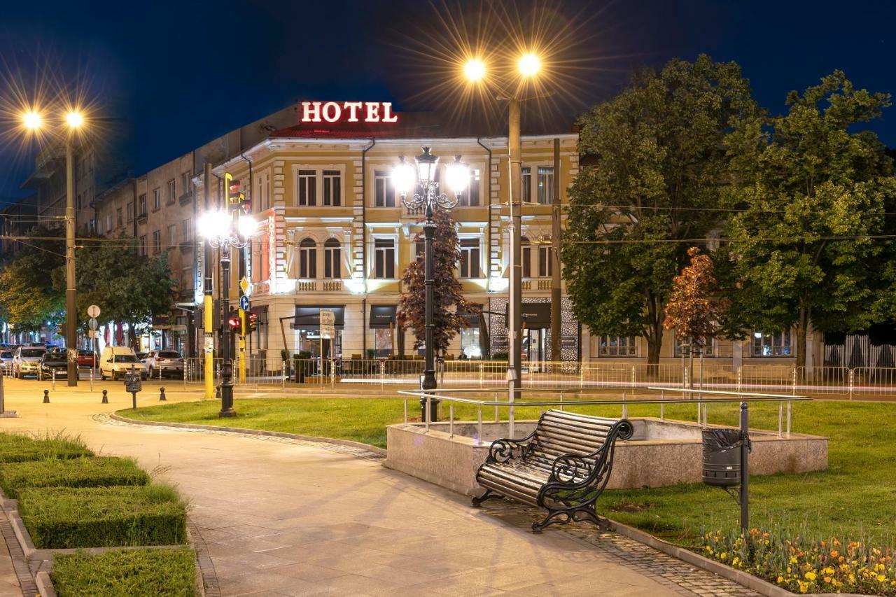 Maxim Boutique Hotel Sofia Exterior foto