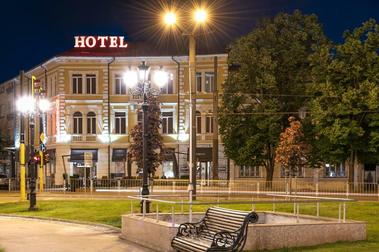 Maxim Boutique Hotel Sofia Exterior foto